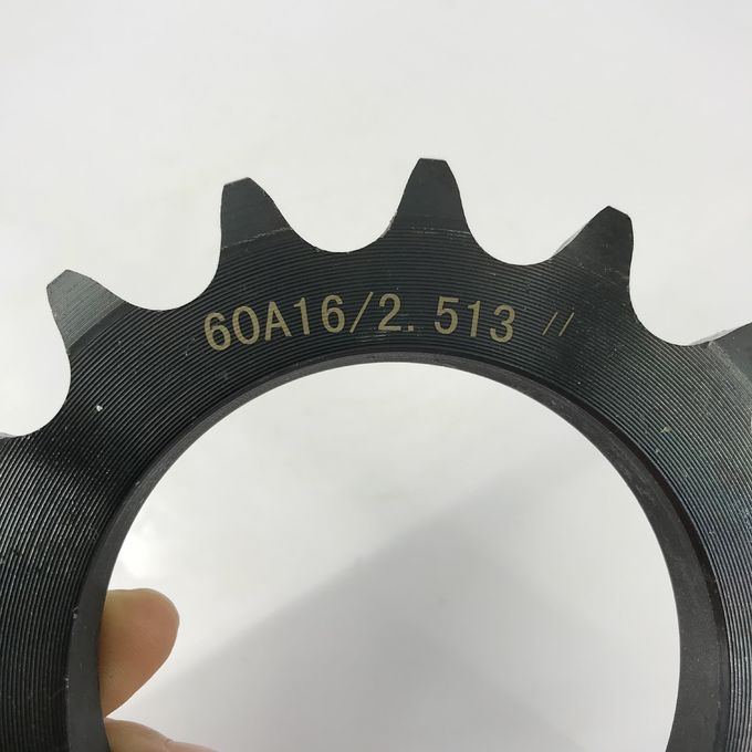 45の鋼鉄60A16T版の車輪のスプロケットのアメリカの標準は退屈させます2.513"を
